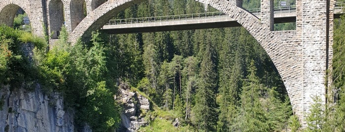 Solisbrücke is one of สถานที่ที่ Nieko ถูกใจ.