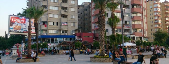 Duygu Cafe is one of Locais curtidos por Çilek.