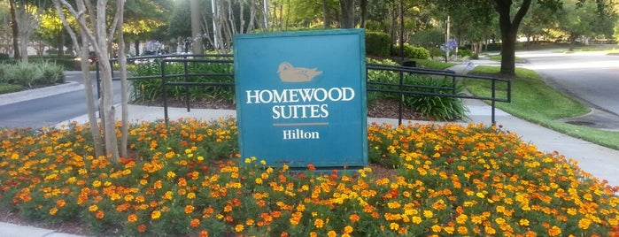 Homewood Suites by Hilton is one of สถานที่ที่ Brad ถูกใจ.