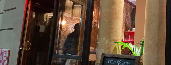 Gyoza Bistro is one of Restaurantes Bcn.