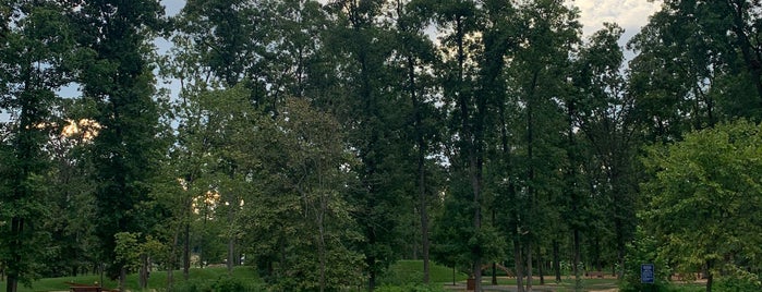 One Loudoun Central Park is one of Tempat yang Disukai Brian.