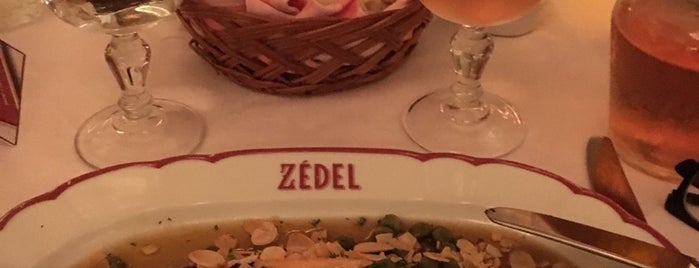 Brasserie Zédel is one of Azhar'ın Beğendiği Mekanlar.
