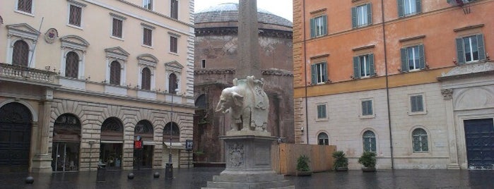 Piazza della Minerva is one of Roma.
