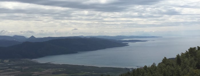 Sakartepe Seyir Terası is one of Posti che sono piaciuti a Hülya.