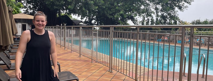 Pool @ Sheraton Lagos is one of Far Far Away.