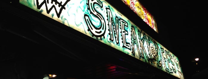 Sneaky Dee's Restaurant & Concert Venue is one of Toronto's must go restaurants! 💁.