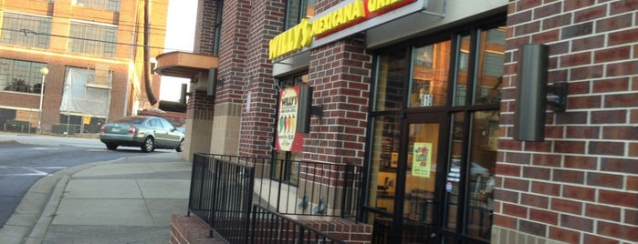 Willy's Mexicana Grill is one of Locais curtidos por Cameron.
