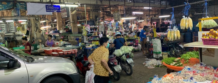 King Kaew Market is one of ร้านปั๊มกุญแจ ใกล้ฉัน 094-856-7888.