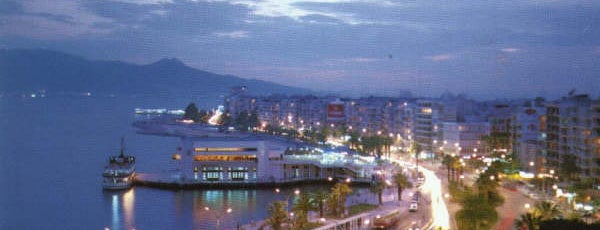 Karşıyaka Sahili is one of Best places in İzmir.