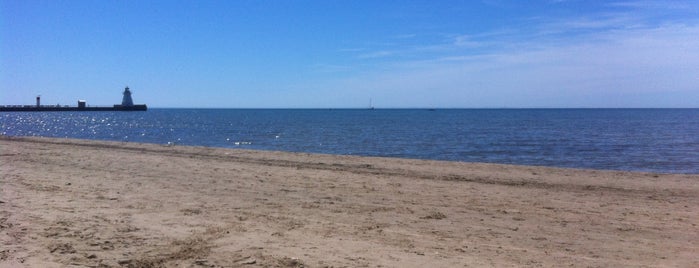 Port Dover Beach is one of Canada.