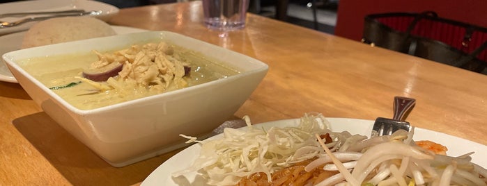 Cozy Thai Bistro is one of Places to eat near PSU.