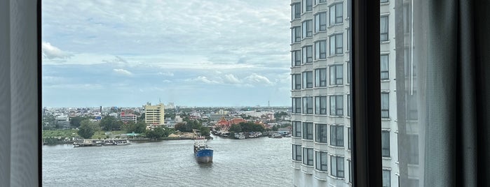 Montien Riverside Hotel is one of Tempat yang Disukai Marisa.