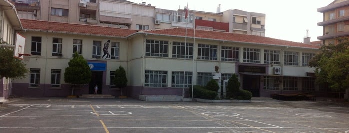 Ankara İlkogretim Okulu is one of Tempat yang Disukai Ozgur.