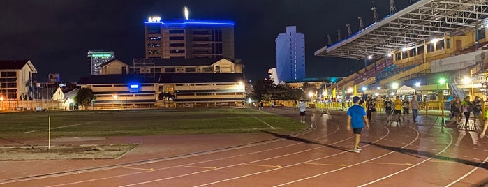 Cebu City Sports Complex is one of Gym Cebu.