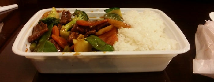 Asian Taste Restaurant is one of Tempat yang Disukai Linda.