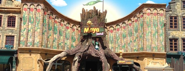 Plopsaland De Panne is one of Kids Welcome places :D.