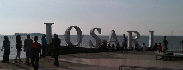 Pantai Losari is one of Wisata.