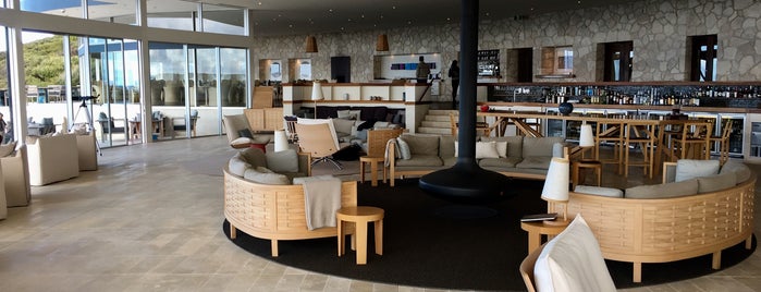 Southern Ocean Lodge is one of Lugares favoritos de Guy.