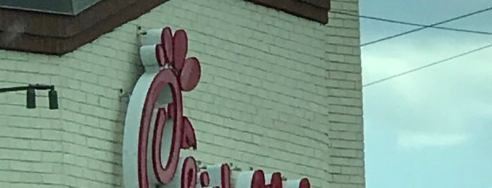 Chick-fil-A is one of Dawn'ın Beğendiği Mekanlar.