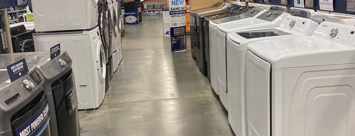 Lowe's is one of Travelers Rest.