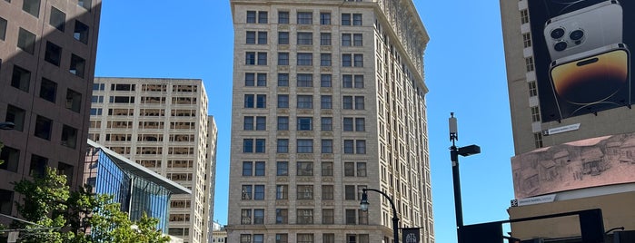 Candler Building is one of ATLANTA.