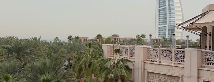 Al Qasr Hotel is one of UAE 🇦🇪 - Dubai.