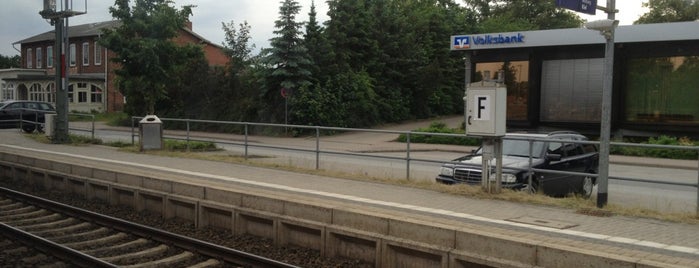 Bahnhof Pönitz (Holst) is one of Bf's in Schleswig-Holstein.