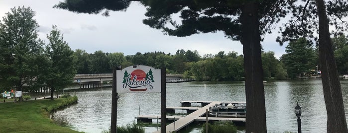 Lakeside Cantina is one of Cherriさんのお気に入りスポット.