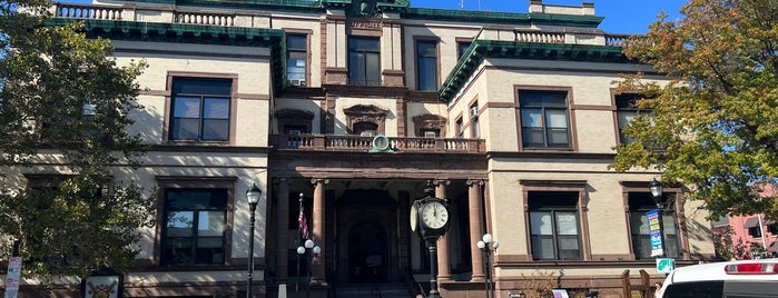 Hoboken City Hall is one of Been Here 3.