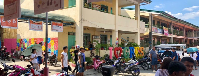 Guitnang Bayan Elementary School is one of diaz's fortress.