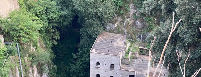 Vallone Dei Mulini is one of ghost towns.