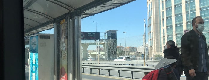 Çağlayan Metrobüs Durağı is one of themaraton.