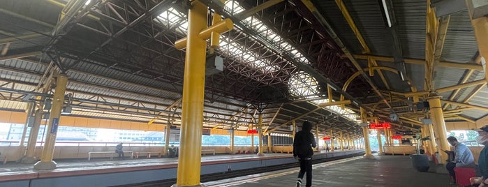 Stasiun Gondangdia is one of 2 years 6 months.