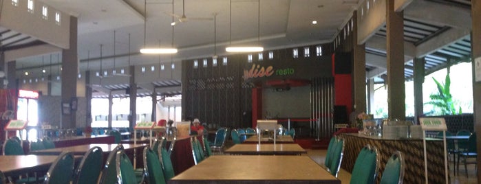 Paradise Resto/ Restaurant Paradise is one of Wisata Jogjakarta.
