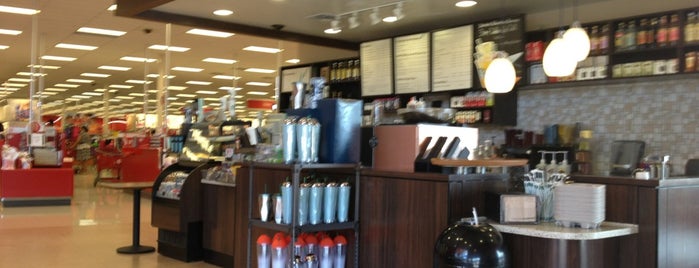 Starbucks is one of Lugares favoritos de Brett.