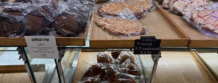 Coin De Rue is one of 5 Bakeries & Desserts.