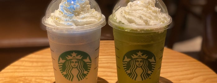 Starbucks is one of Diegoさんのお気に入りスポット.