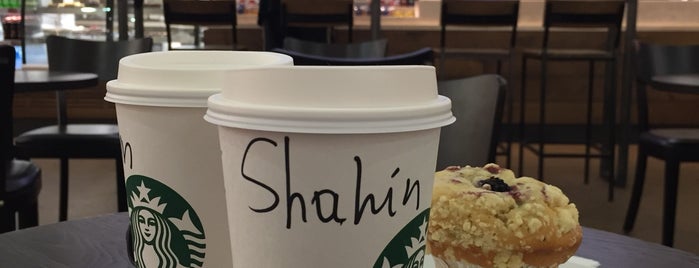 Starbucks is one of Shahin : понравившиеся места.