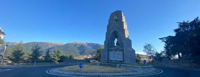 Mont-Louis is one of Cerdanya.