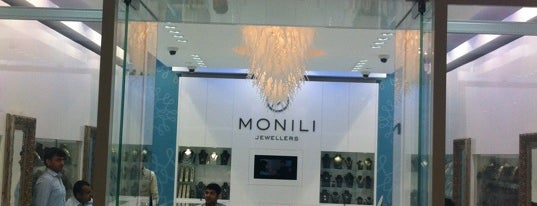 Monili Jewellery is one of สถานที่ที่ Lina ถูกใจ.