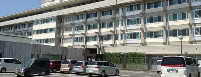 Isesaki City Hall is one of Lieux qui ont plu à Masahiro.