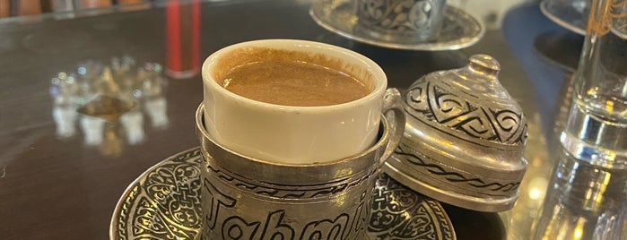 Tahmis Kıraathanesi is one of Lugares favoritos de Selcan.