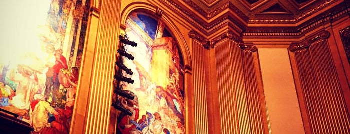Herbst Theater is one of The 13 Best Places for Musicians in Civic Center, San Francisco.