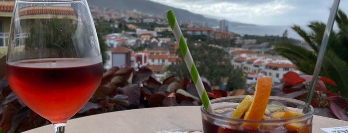 Alberto's is one of Tenerife: desayunos y meriendas.