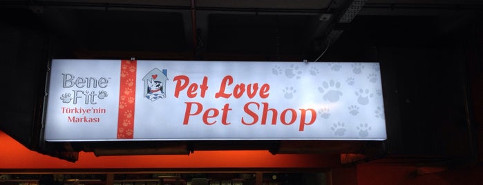 Pet Love City's is one of Istanbul Petshop Listesi.