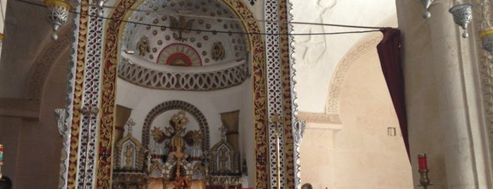 Mor Barsavmo Kilisesi is one of Mardin' de gidilecek en iyi liste bendee :).