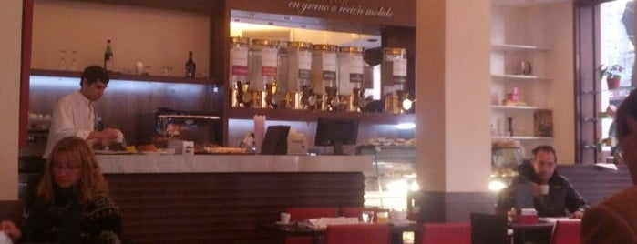 Tienda de Café is one of Paulina'nın Beğendiği Mekanlar.