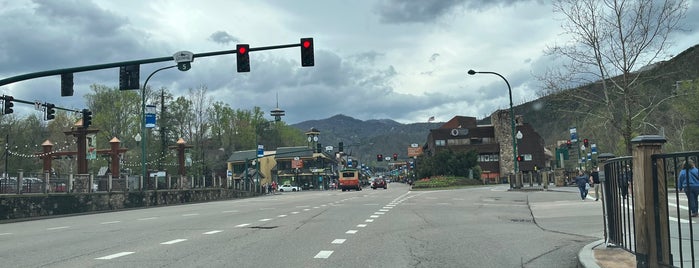 Gatlinburg, TN is one of Tennessee.