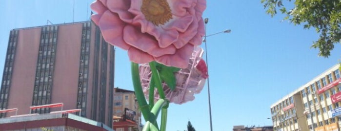 Isparta Çarşı is one of Tempat yang Disukai Özcan Emlak İnş 👍.