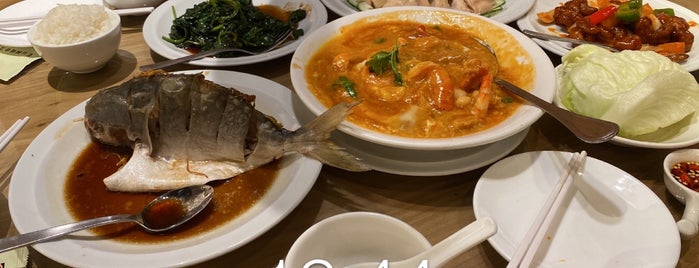 Soup Restaurant 三盅两件 is one of Locais curtidos por Suan Pin.